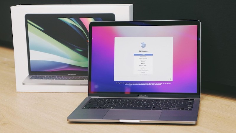 MacBook Air M1 LATE 256 GB màu xám sang trọng