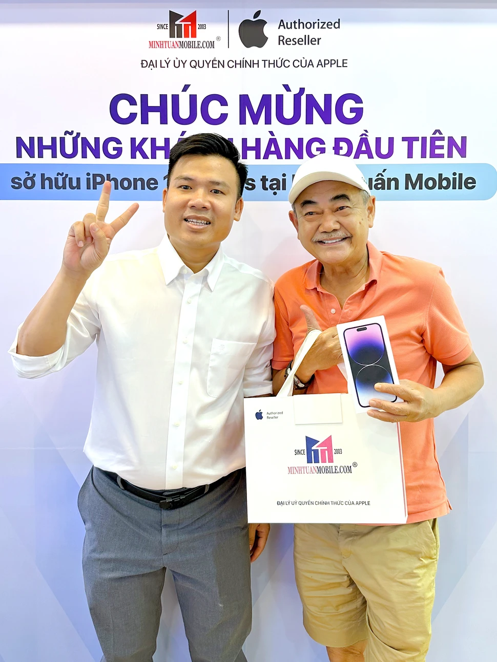 iPhone 14 Pro Max trên tay nghệ sĩ Việt Anh