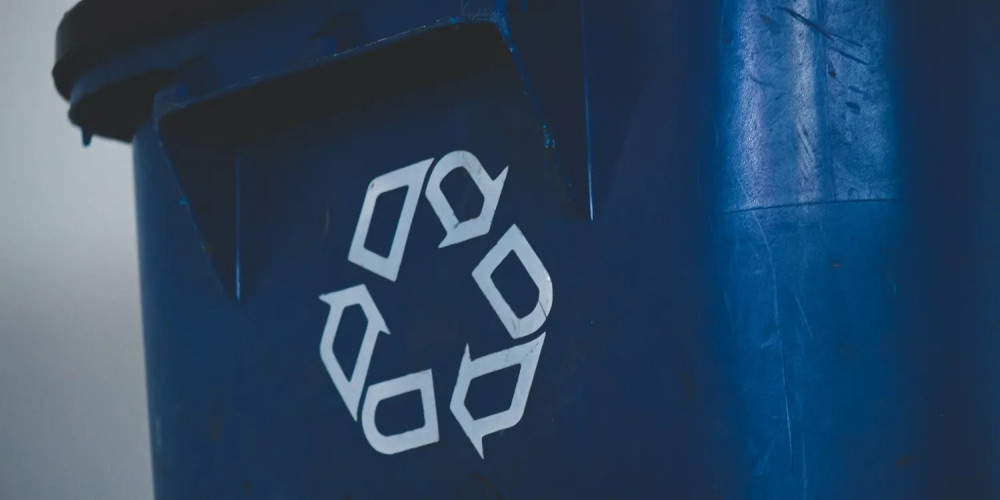 Tại sao pin MacBook của bạn lại bị phồng, chai, sạc không vào, có nguy cơ cháy nổ?