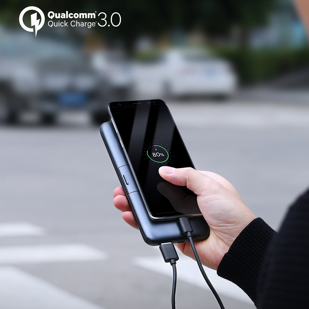 Pin sạc dự phòng tích hợp sạc không dây Aukey 10.000 mAh PB-WL02