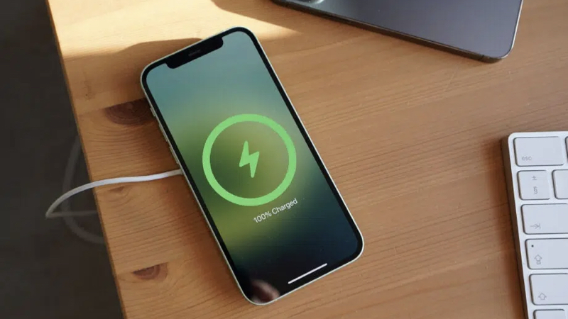 8 mẹo giúp thao tác sạc pin nhanh đầy và hiệu quả hơn