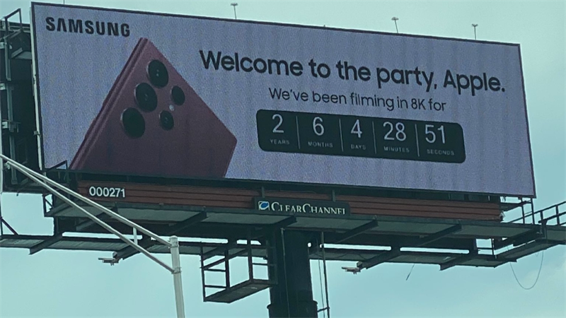 Samsung cà khịa Apple với iPhone 14