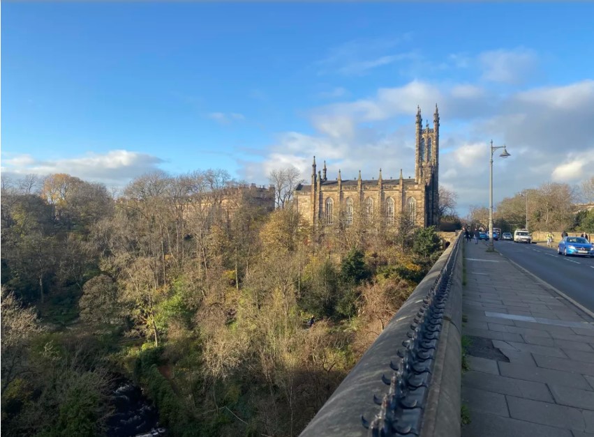 iPhone 11 Pro, ống kính tiêu chuẩn