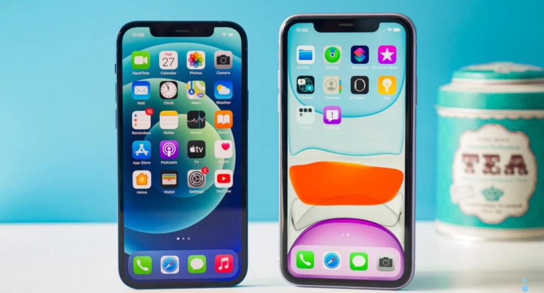 Màn hình iPhone 12 mini và iPhone 11