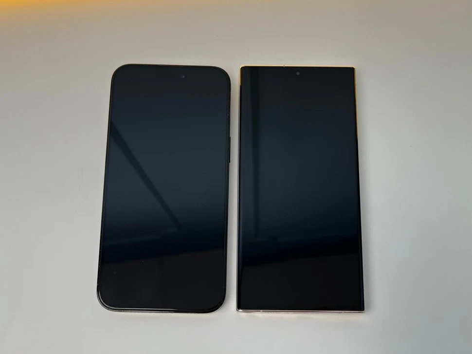 so sanh iPhone 14 Pro Max và Galaxy S23 Ultra