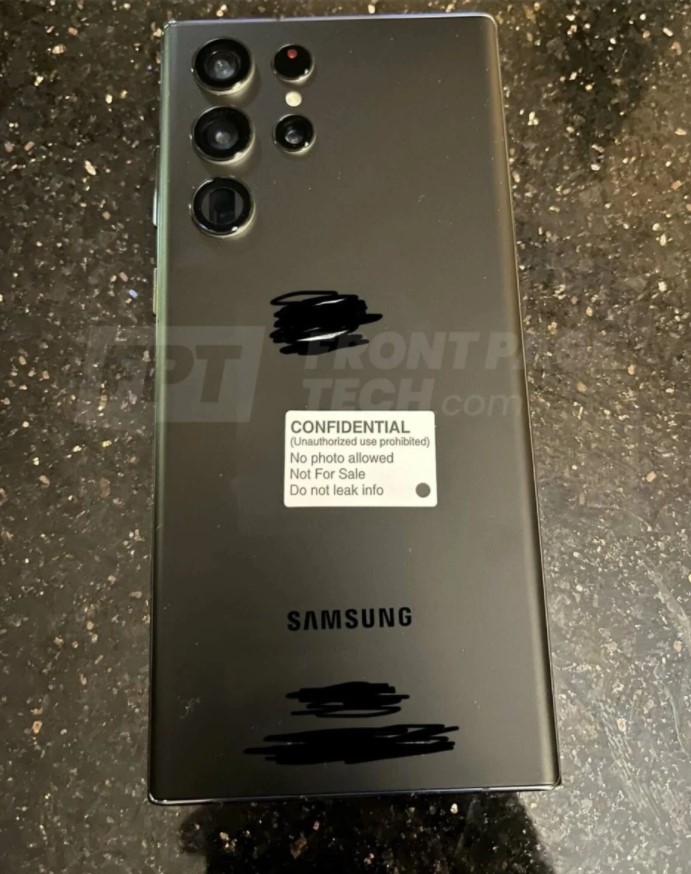 Samsung Galaxy S22 Ultra vs iPhone 13 Pro Max