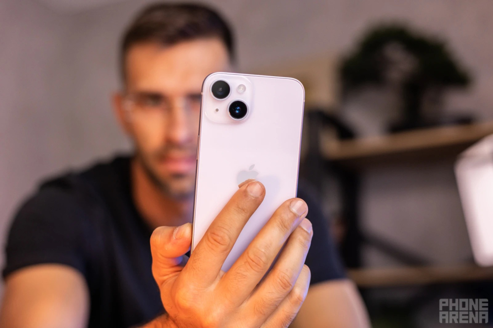 So sánh Samsung Galaxy S23 vs iPhone 14