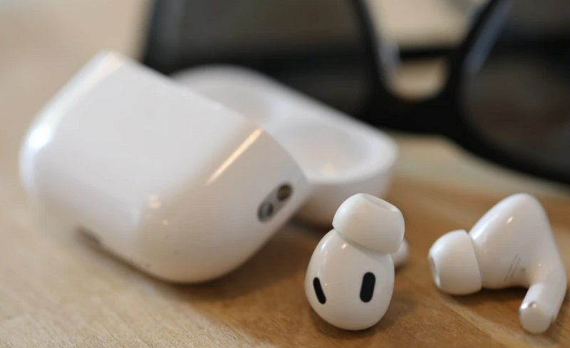 Tai nghe AirPods Pro 2 - Hỗ trợ định vị nhanh chóng nhờ chip U1 