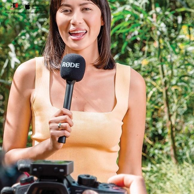 Tay cầm micro rode interview go 