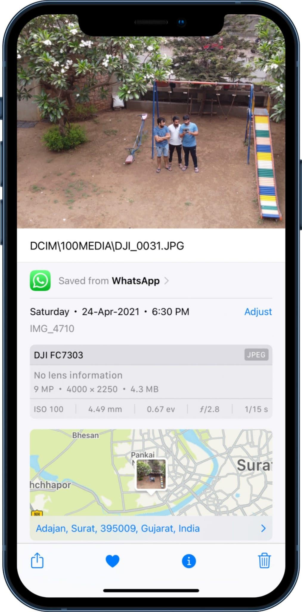 Kiểm tra chi tiết EXIF ​​hình ảnh trong ứng dụng Photos