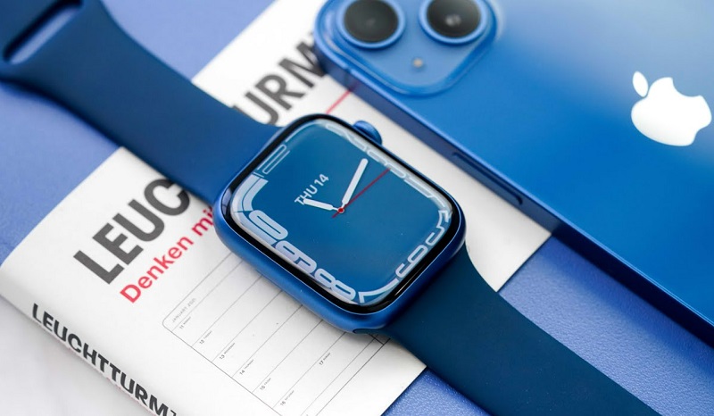 Apple Watch S7 GPS 45mm