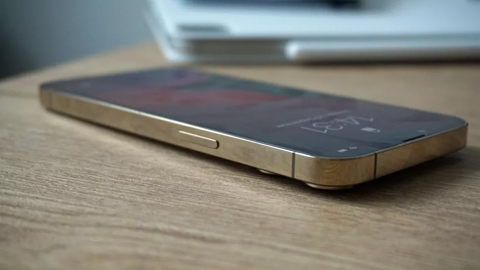 thiết kế iPhone 13 Pro