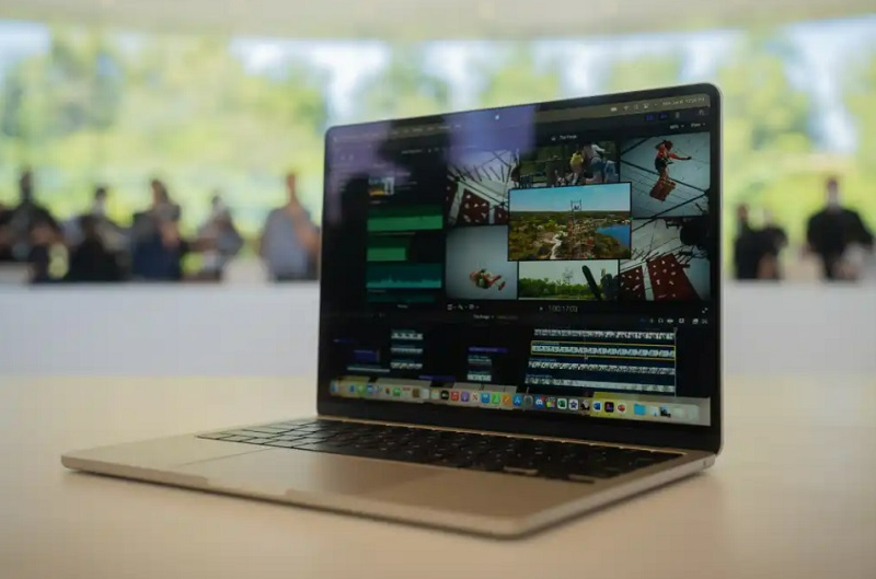 MacBook Air M2 (năm 2022)