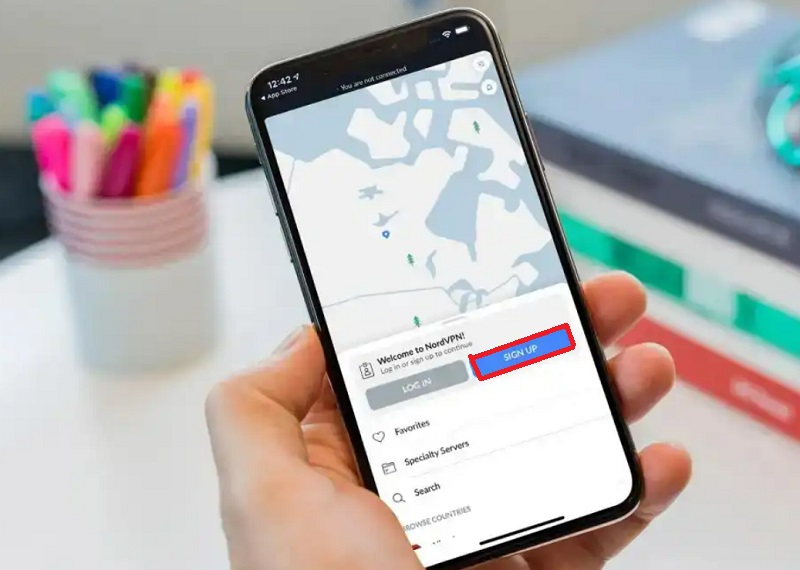 Mở ứng dụng VPN và đăng nhập