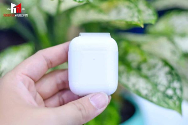 Tai lẻ AirPods 2 chính hãng VN/A có thời lượng sử dụng 5 giờ liên tục