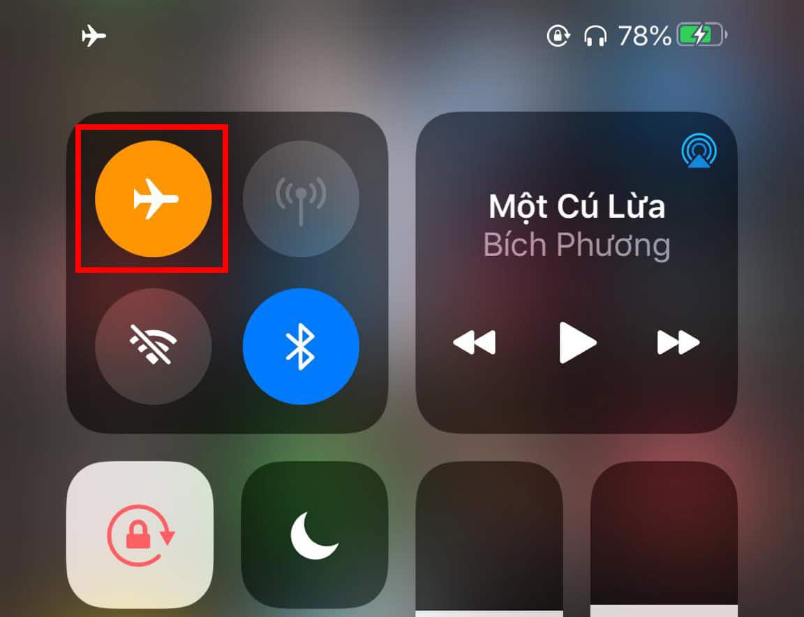 bật chế độ máy bay