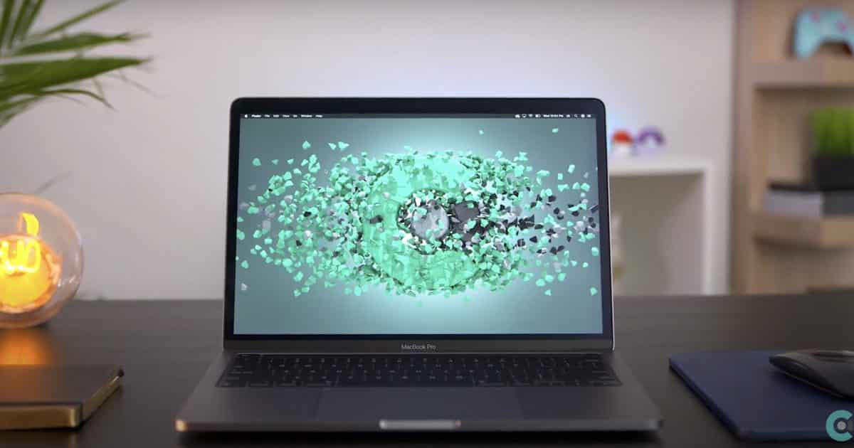 Thiết kế: Vỏ dày hơn so với phiên bản cũ