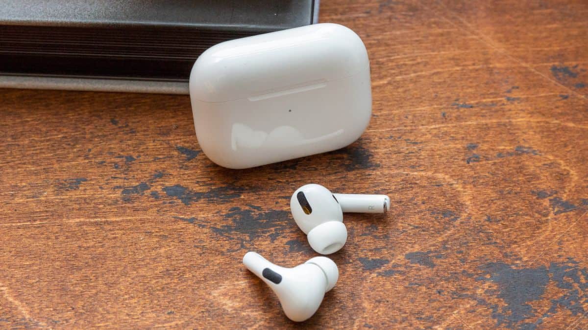 Rò rỉ thiết kế và ngày ra mắt AirPods 3