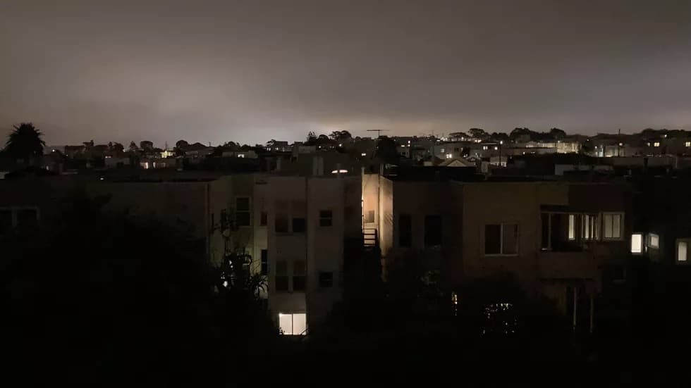 hình chụp đêm từ Galaxy A51