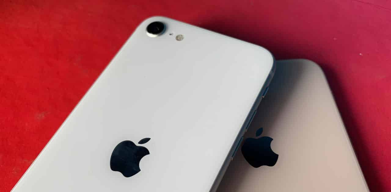 Apple đã làm thế nào để có iPhone SE 2020 rẻ đến vậy?