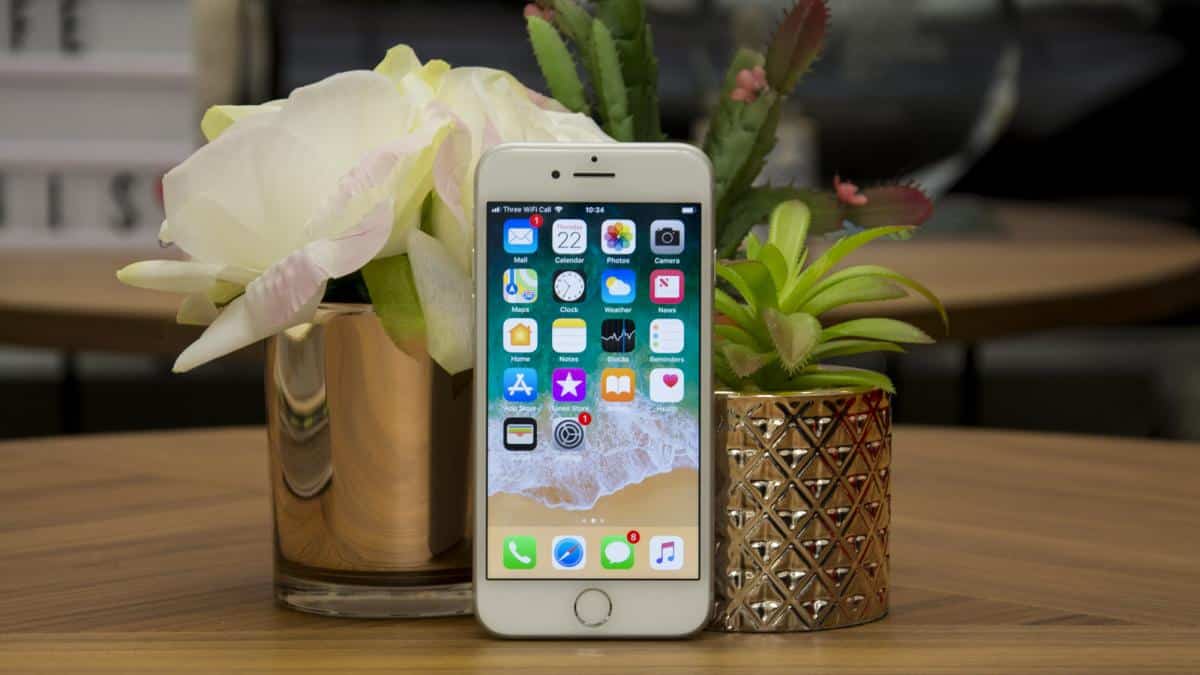 iPhone SE 2020 so với iPhone 8: Nên chọn 
