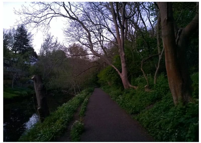 Cuộc so tài đầy bất ngờ giữa iPhone 11 Pro vs<figcaption class=