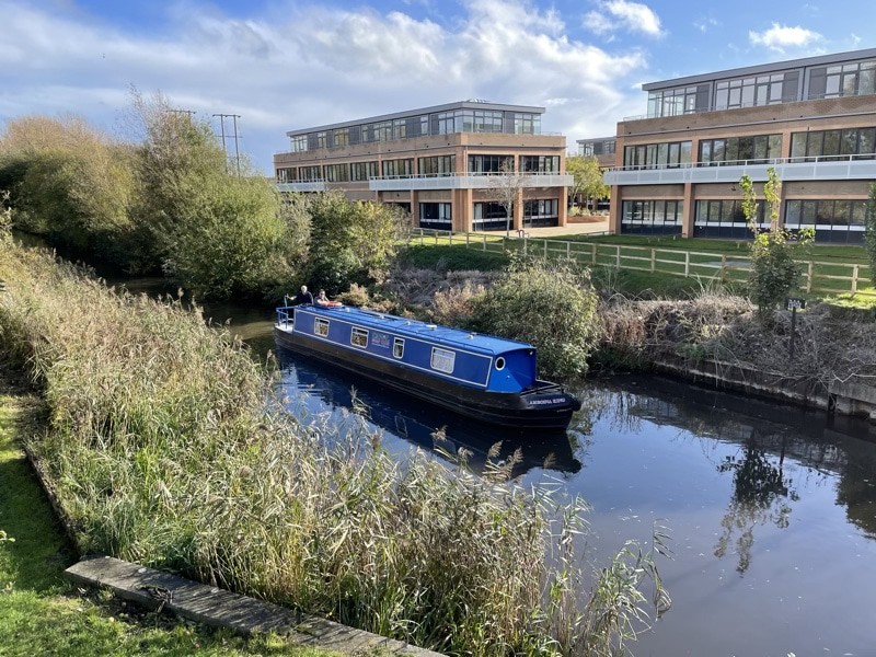 Ảnh từ iPhone 12, việc xử lý hình ảnh được nâng cấp phần nào từ dòng 11, mang lại tốc độ chụp nhanh hơn