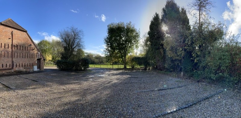 Ảnh Toàn cảnh trong điều kiện HDR cường độ cao, dưới ánh nắng mặt trời. Kết quả thật tuyệt vời