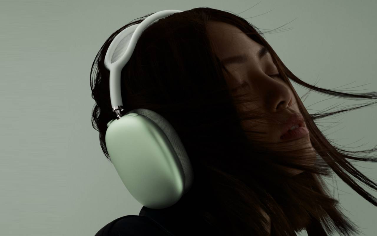 Trải nghiệm âm nhạc trên AirPods Max