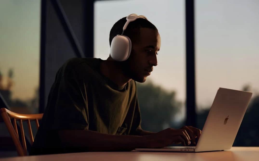 Công nghệ Spatial Audio trên AirPods Max