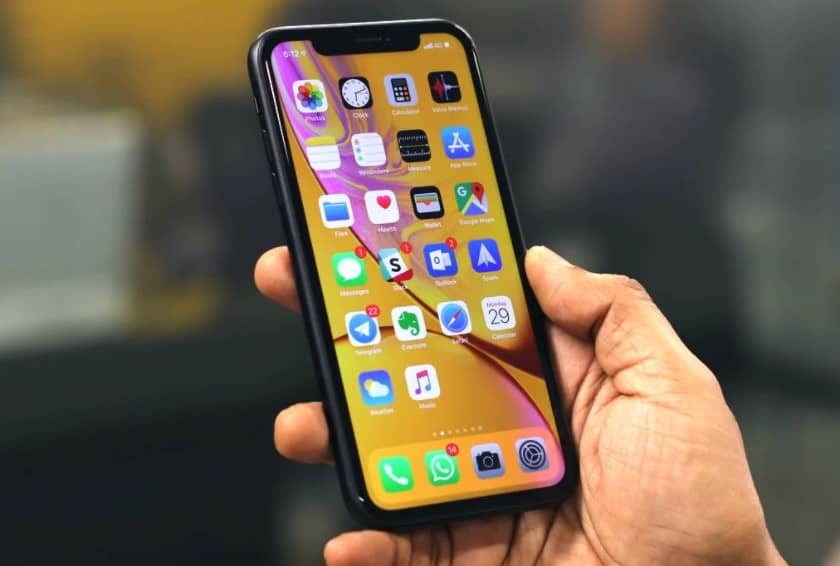 Thời lượng pin iPhone XR