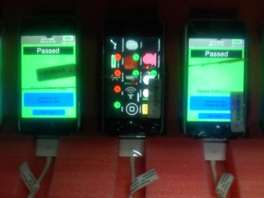 Lộ hình ảnh dây chuyền thô sơ và đơn giản sản xuất iPhone nguyên bản từ năm 2007