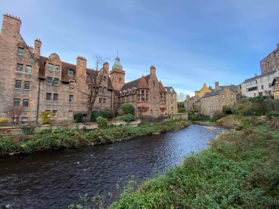 iPhone 11 Pro camera góc siêu rộng