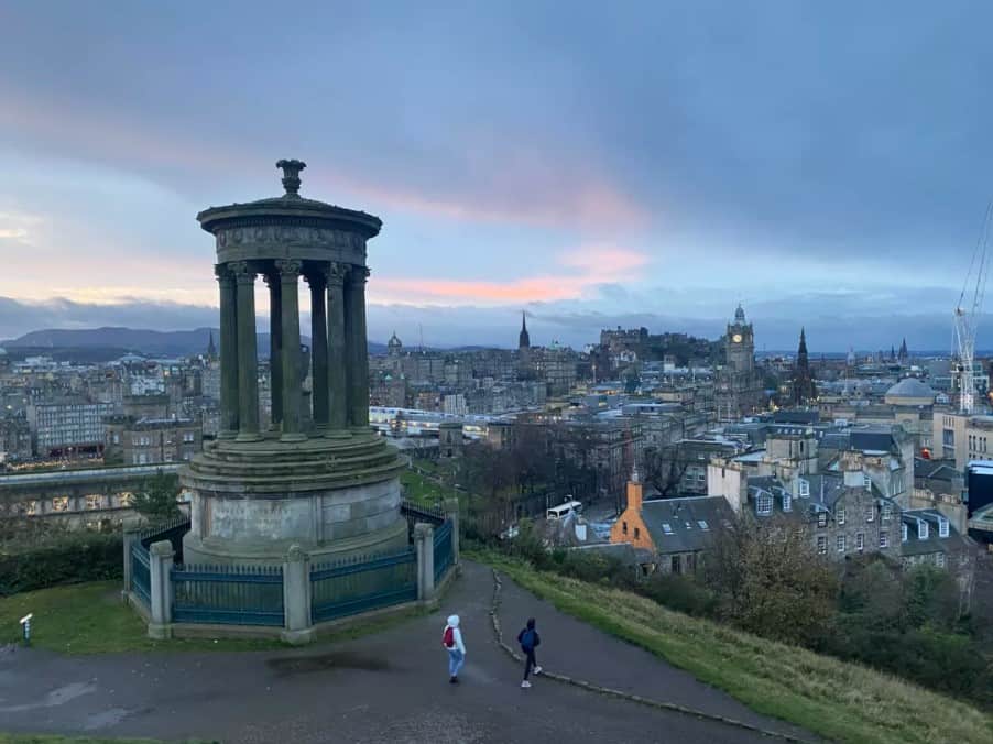 iPhone 11 Pro ống kính tiêu chuẩn