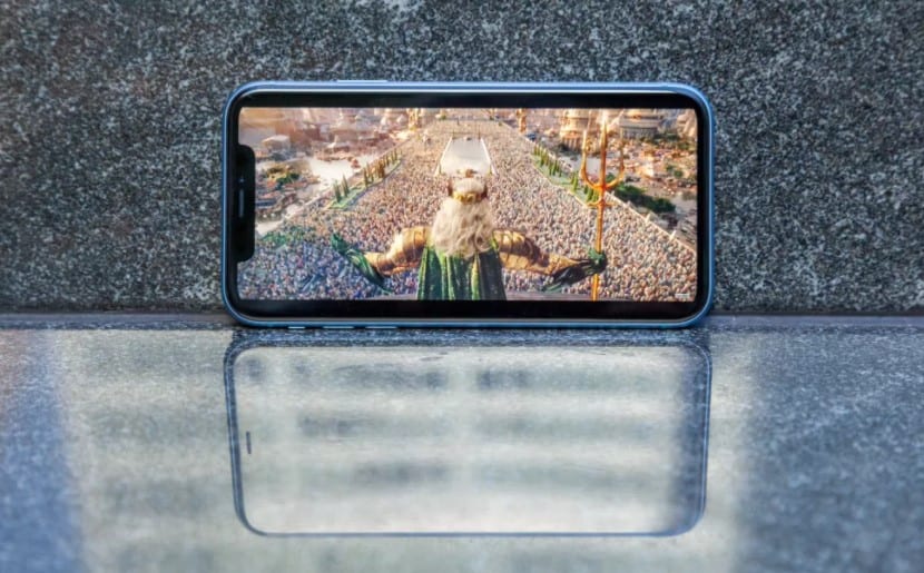 Màn hình iPhone XR