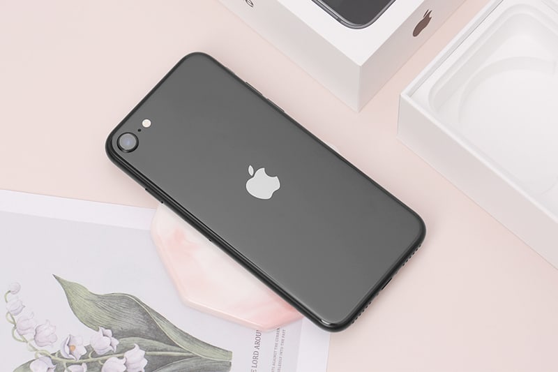 iPhone SE 2020 đã được ra mắt trong thời gian tương đương